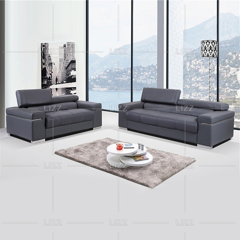 Traditionelles kleines graues Wohnzimmersofa