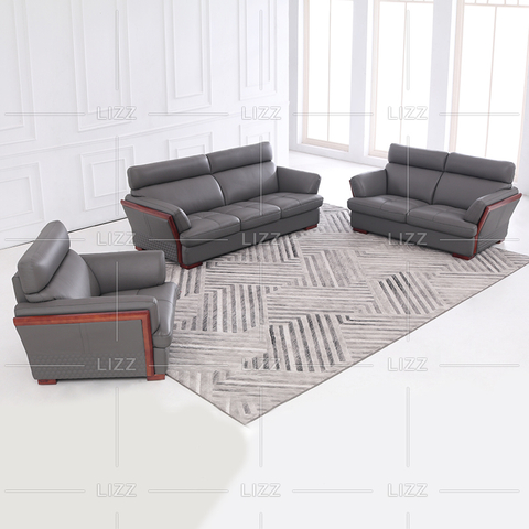 Antikes Wohnzimmersofa aus Leder mit Holzfüßen