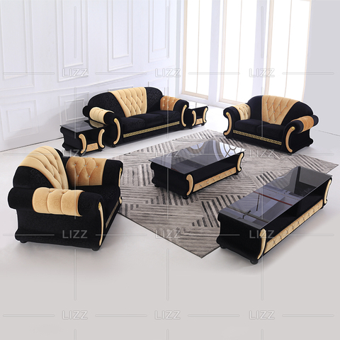 Klassisches Sofa aus geschwungenem Leinenstoff