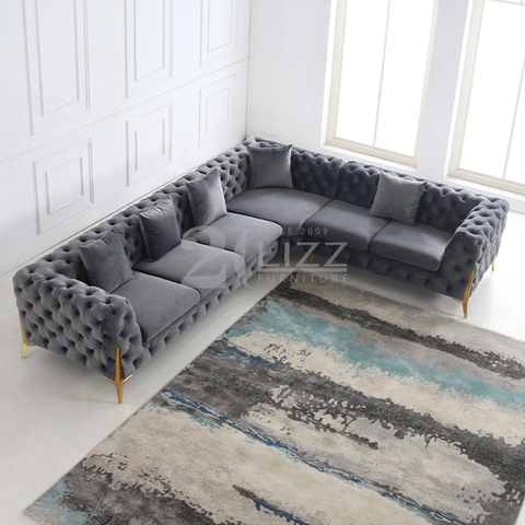 Chesterfield-Stoff-Wohnzimmersofa mit goldenen Beinen
