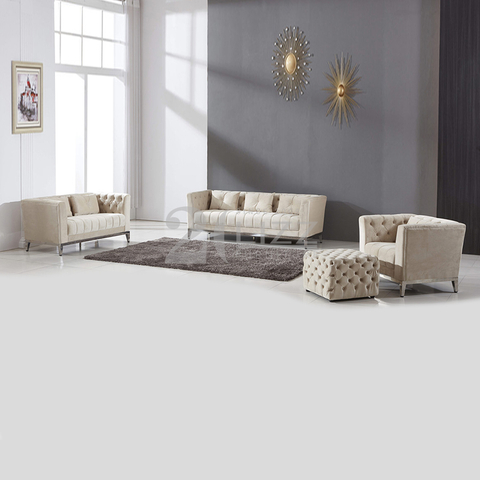 Chesterfield-Stoff-Wohnzimmersofa mit goldenen Füßen